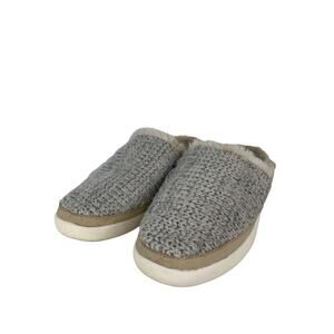 TOMS Knit Slip-On Slippers Gray With Faux Fur Lining Cozy & Comfortable womens 8